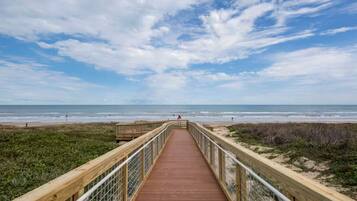 Beach nearby, sun loungers