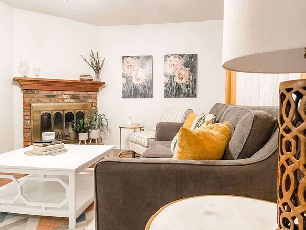 TV, fireplace, offices