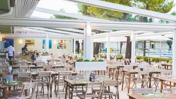 Ristorazione all'aperto