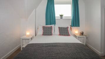 2 bedrooms, individually decorated, individually furnished, free WiFi