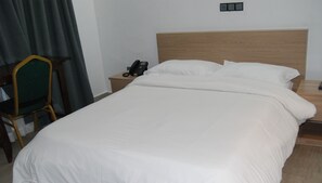 Classic Single Room, Mountain View | Desk, laptop workspace, free WiFi