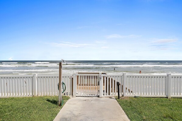 Condo, Multiple Beds (Point East 320) | Property grounds