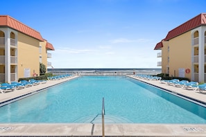 Pool - Point East 320 (New Smyrna Beach)