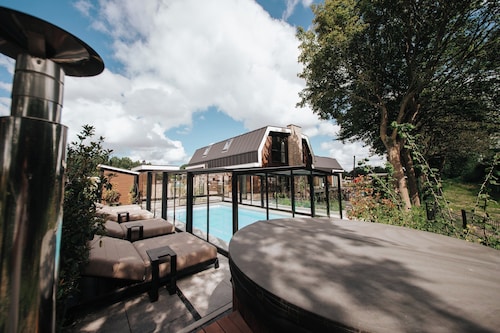 Beautiful Holiday Home in Waarland