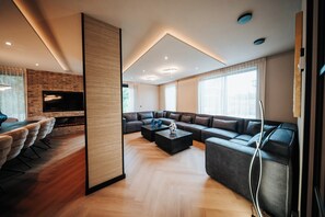 House | Living room - Beautiful Holiday Home in Waarland (Waarland)