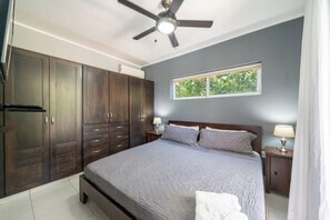 2 bedrooms, iron/ironing board, Internet