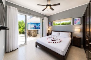 2 bedrooms, iron/ironing board, WiFi