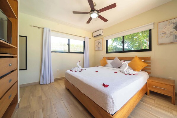 3 bedrooms, iron/ironing board, WiFi, bed sheets