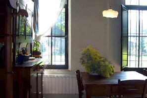 Dining - Villa 'Aranci' with Shared Pool, Private Garden and Wi-Fi (Nocchi)