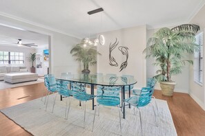 Luxury Villa, Multiple Bedrooms, Private Pool, Pool View | Dining room