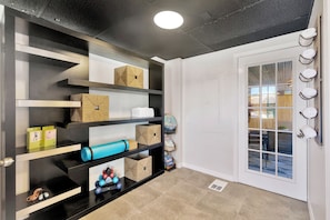 Luxury Villa, Multiple Bedrooms, Private Pool, Pool View | Wardrobe