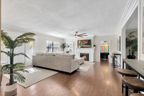 Luxury Villa, Multiple Bedrooms, Private Pool, Pool View | Living area