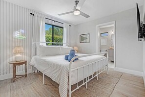 4 bedrooms, iron/ironing board, travel cot, WiFi