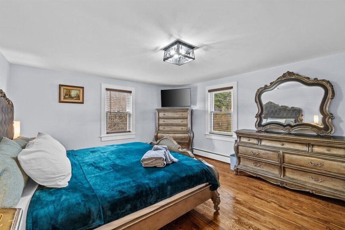 4 chambres, fer et planche à repasser, Wi-Fi gratuit, draps fournis