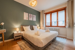 3 chambres, fer et planche à repasser, accès au Wi-Fi (inclus)