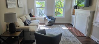 Spacious 5-bedroom house in serene Winston-Salem near Wake Forest University