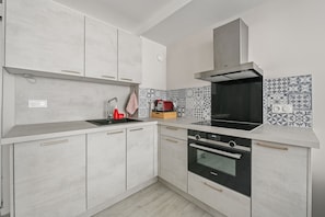 Fridge, microwave, oven, dishwasher