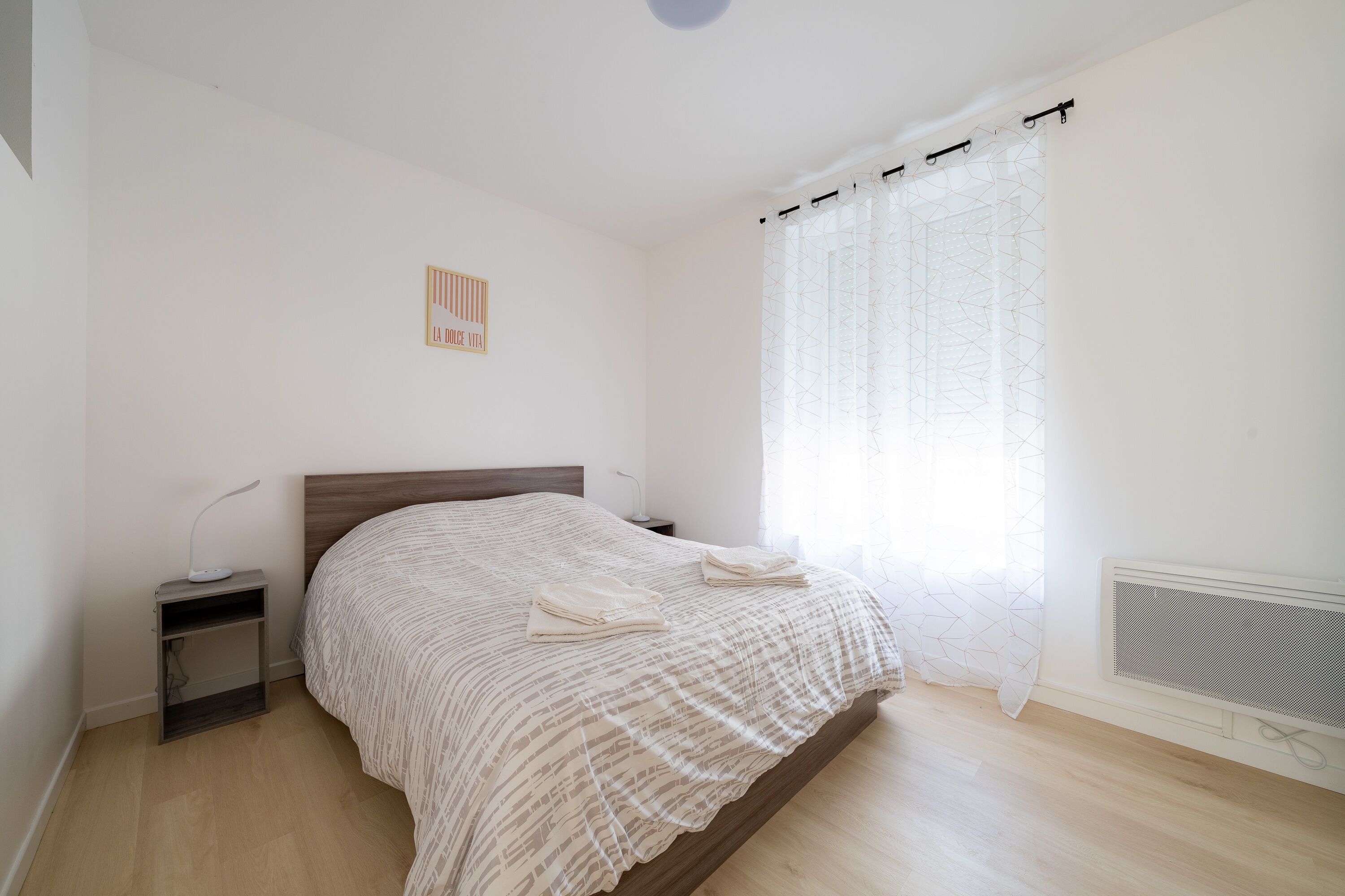 Bügeleisen/Bügelbrett, kostenloses WLAN, Bettwäsche