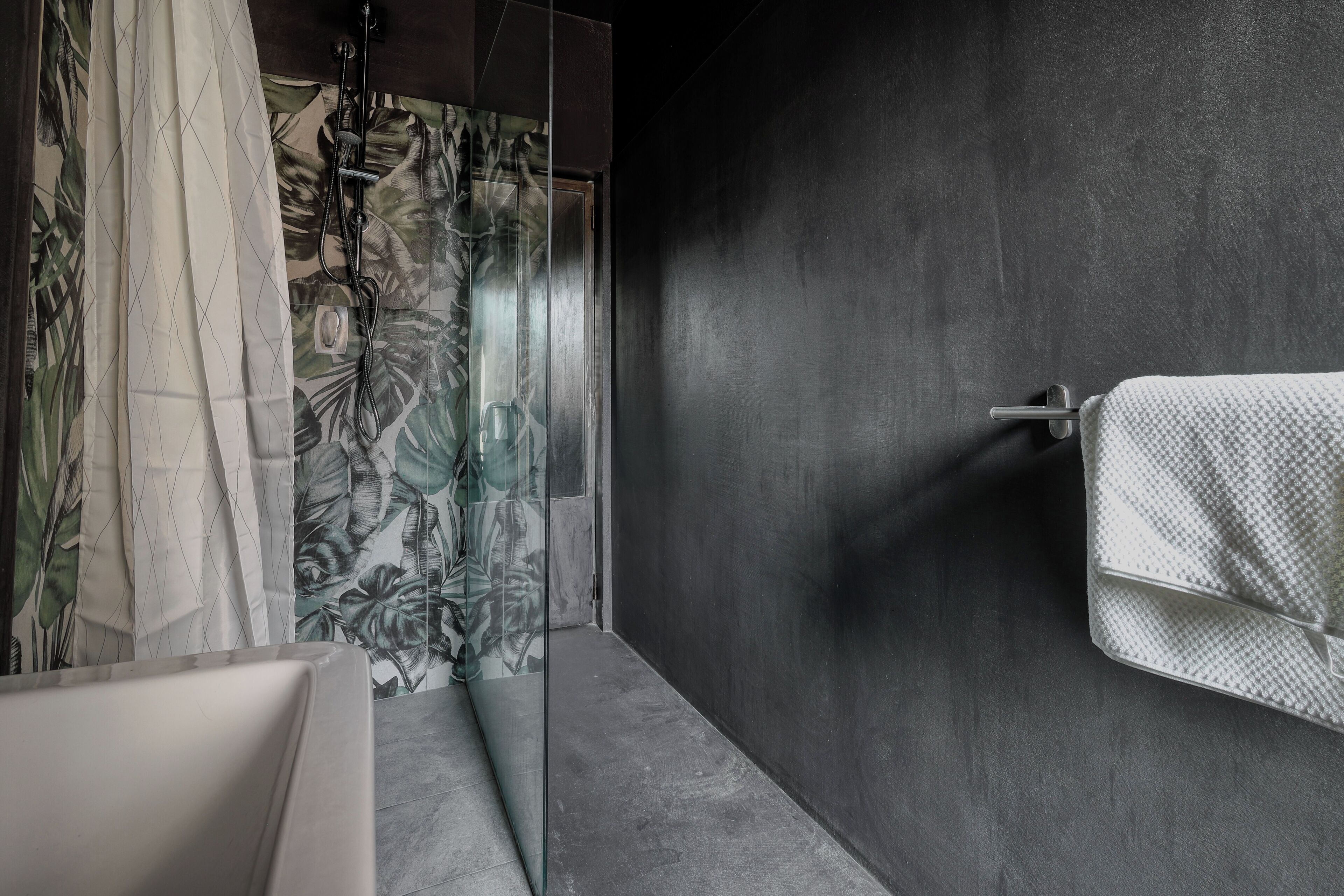 Doccia, asciugacapelli, bidet, asciugamani