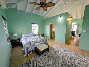 4 bedrooms, Internet, bed sheets