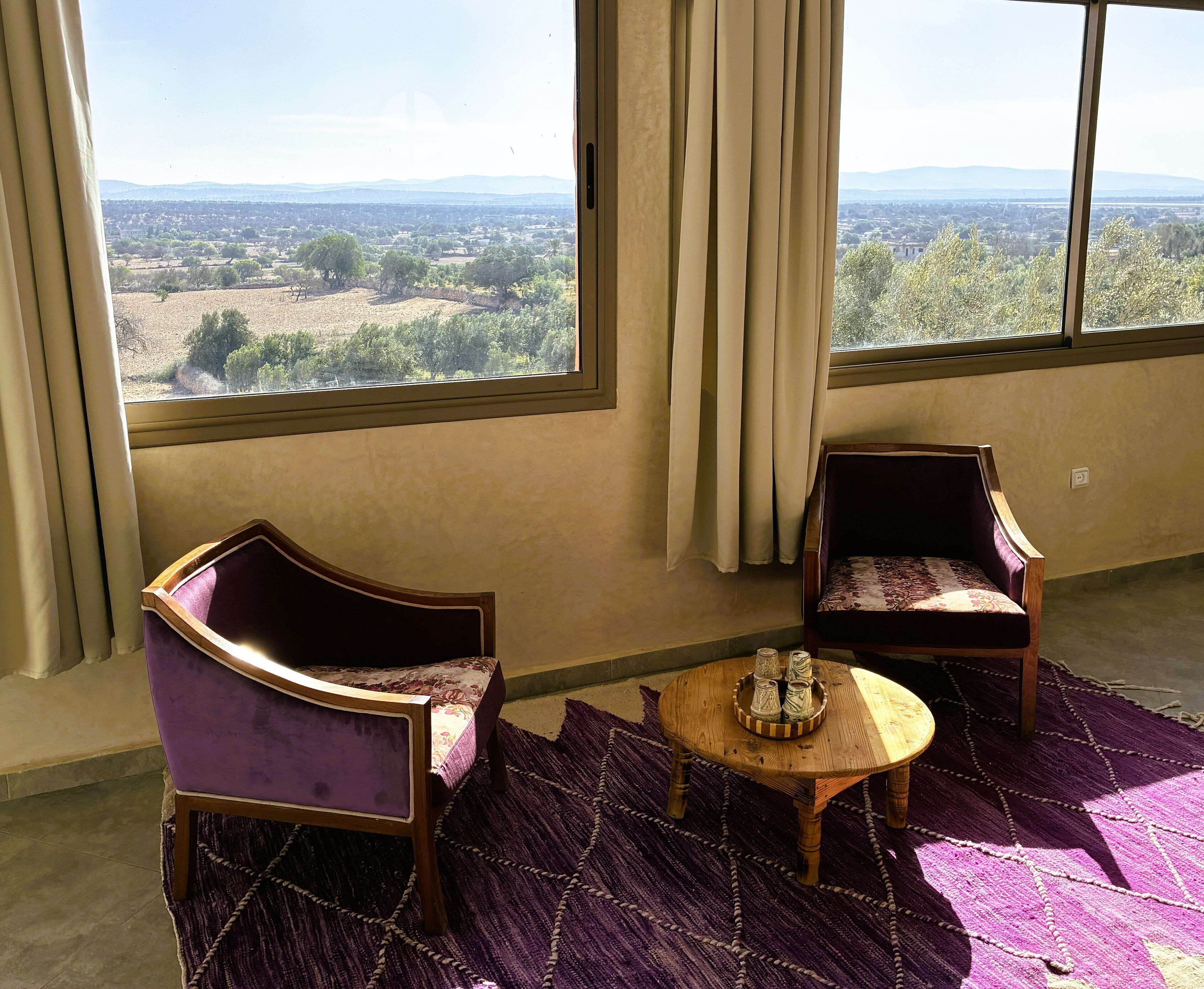 豪華四人房, 山景 | 免費 Wi-Fi、床單