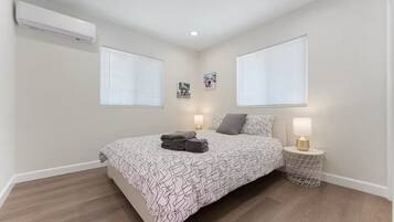 2 bedrooms, free WiFi, bed sheets