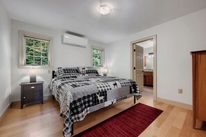 3 chambres, fer et planche à repasser, lit parapluie, Wi-Fi gratuit