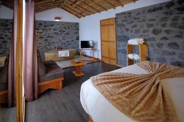 Villa, Courtyard View, Garden Area | Free WiFi