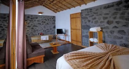 Aldeia dos Caldeirões