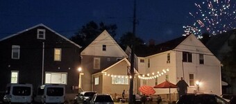 Grand View | Walk to Falls, Casino & Attractions