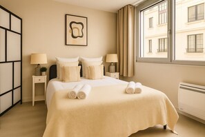 Iron/ironing board, WiFi, bed sheets - Charmant studio près du Parc Monceau (Paris)