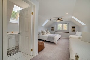 4 bedrooms, iron/ironing board, travel cot, free WiFi