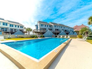 Condo, Multiple Beds (San De Luna #2) | Pool