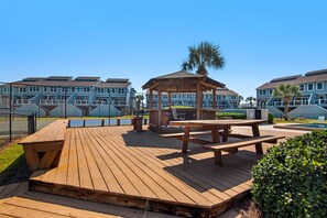 Condo, Multiple Beds (San De Luna #2) | Outdoor dining