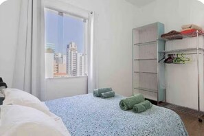 Strykejern/-brett, wi-fi og sengetøy