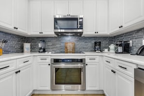 Condo, Multiple Beds (Portofino Island Resort 3-706) | Private kitchen | Spices, reusable coffee/tea filters - Portofino Island Resort 3-706 (Pensacola Beach)