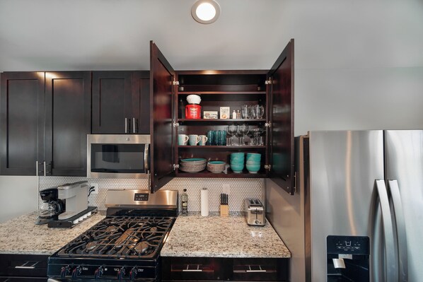 Fridge, microwave, oven, stovetop