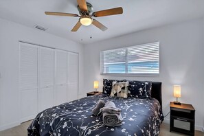 3 bedrooms, desk, iron/ironing board, WiFi