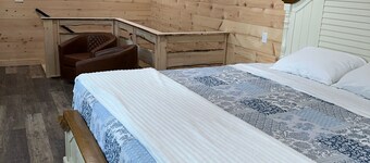 Cliffside Cottage – Stunning Ocean Views at Friends by the Ocean