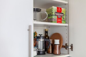 Alimentos y bebidas