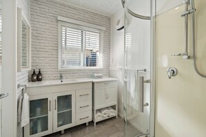 Dusche, Haartrockner