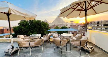 Vysta pyramids hotel Cairo
View pyramids
renovated rooms
Restaurant with view