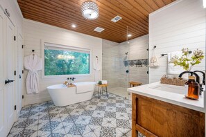 Hair dryer, towels