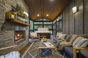 Interior - Pine Ridge · Couples Retreat | Hot Tub, Firepit & Cozy Comforts (Broken Bow)