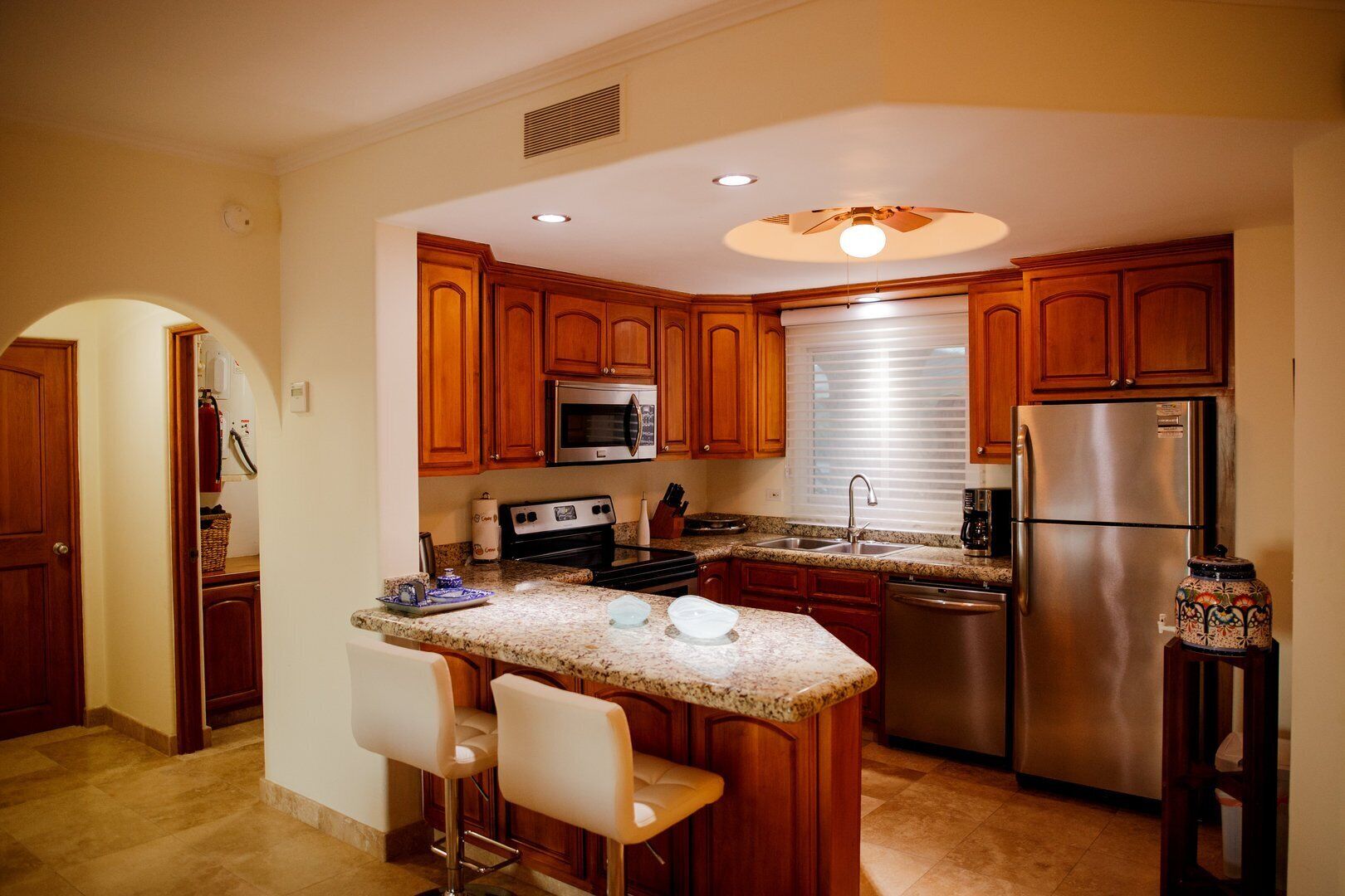 Apartment, Multiple Beds, Balcony, Ocean View (Las Mañanitas LM E3402) | Private kitchen | Coffee/tea maker, dining tables