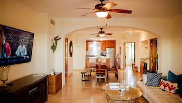 Apartment, Multiple Beds, Balcony, Ocean View (Las Mañanitas LM E3402) | Living area | 42-inch flat-screen TV with digital channels