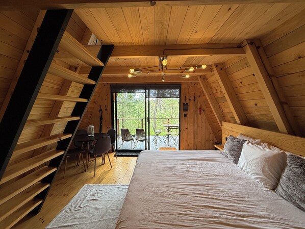 Superior chalet, balkon, uitzicht op bergen