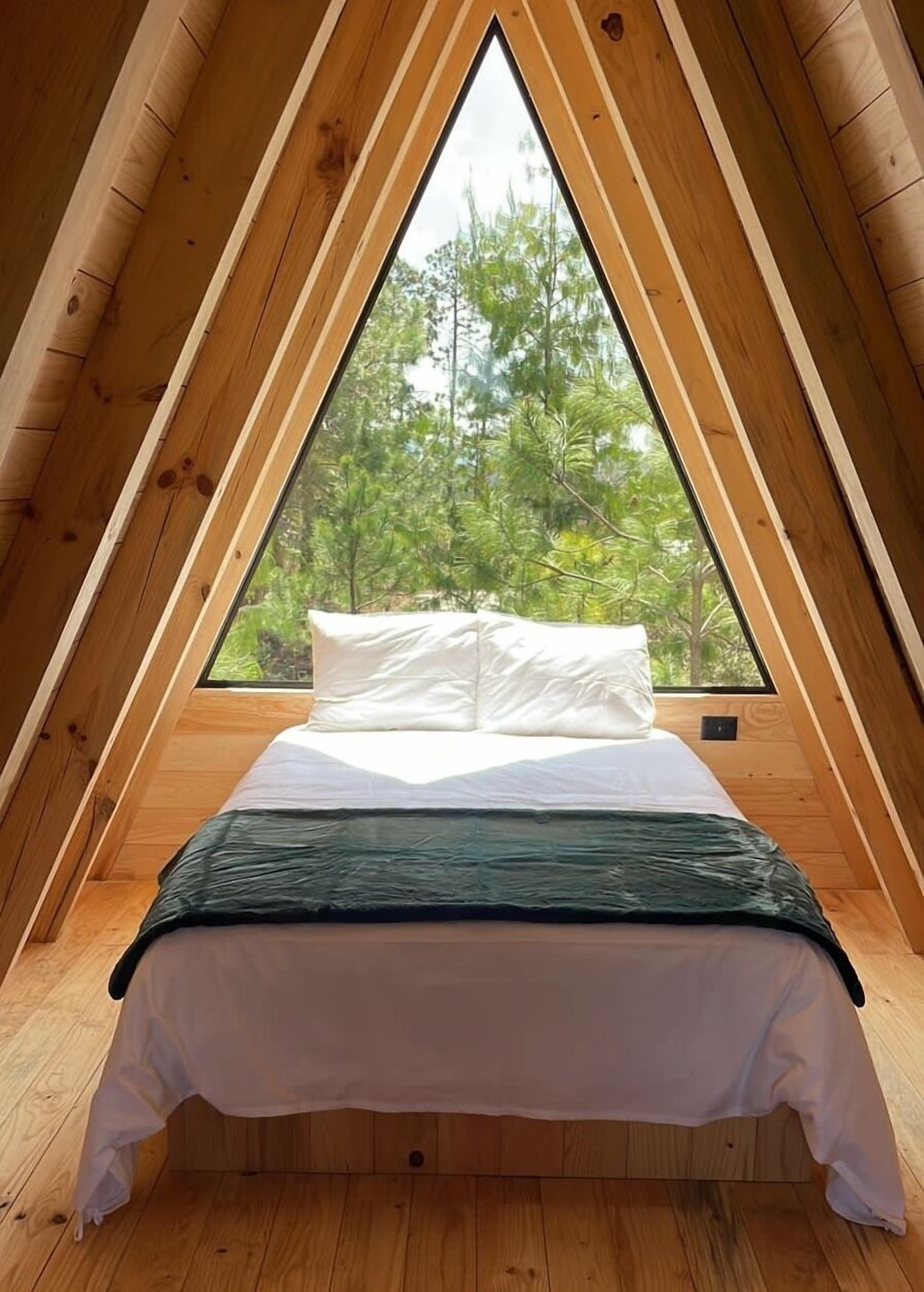 Chalet Supérieur, balcon, vue montagne