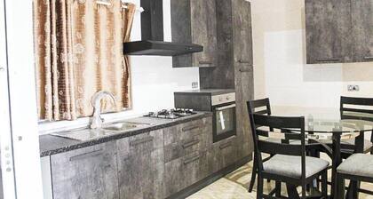 JB Apartment - Two-Bedroom Apartment