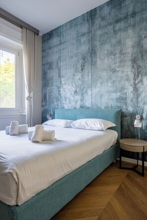 2 bedrooms, iron/ironing board, free WiFi, bed sheets